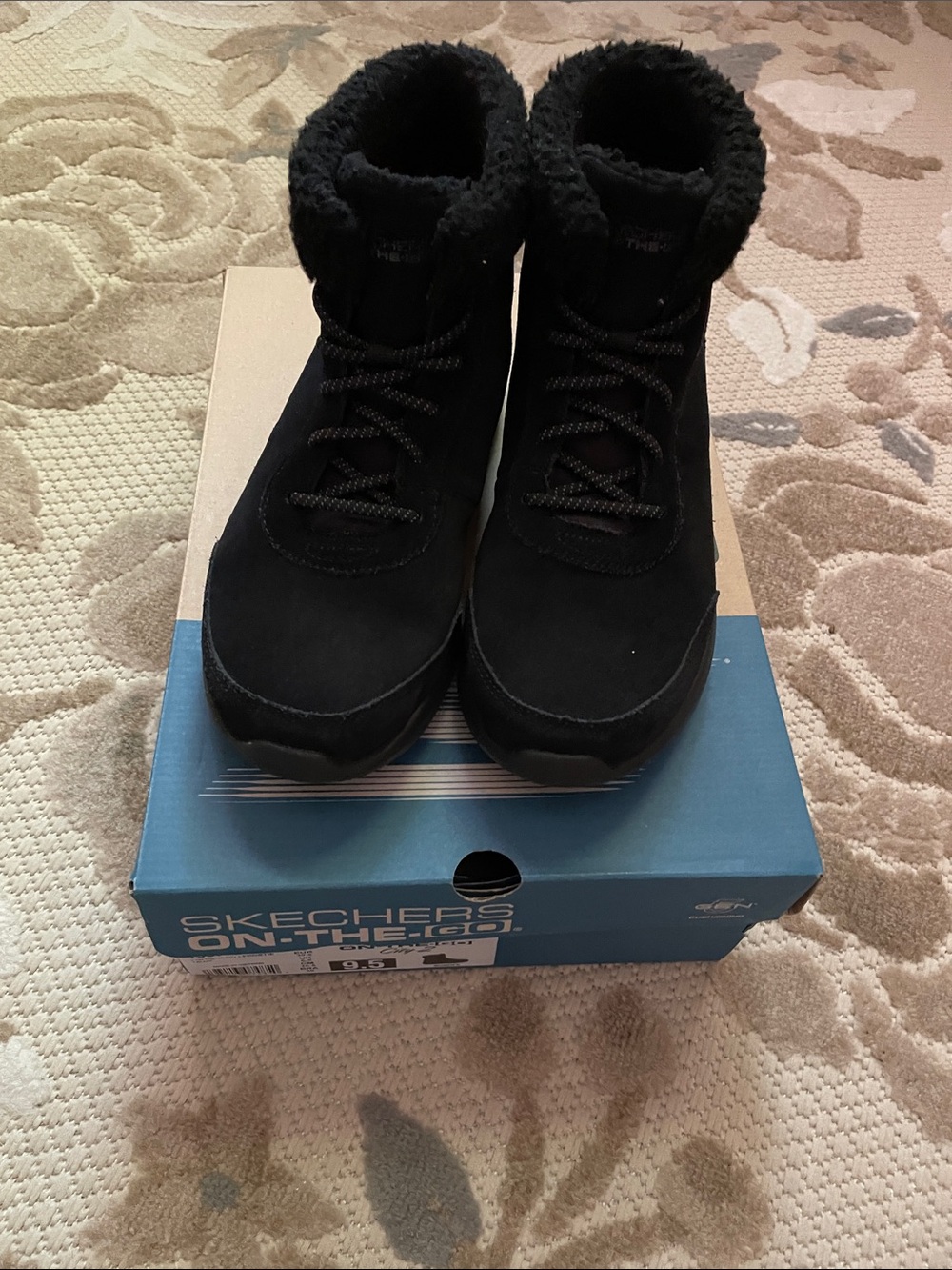 Skechers Black Lace-Up Fleece Collar Winter Boots